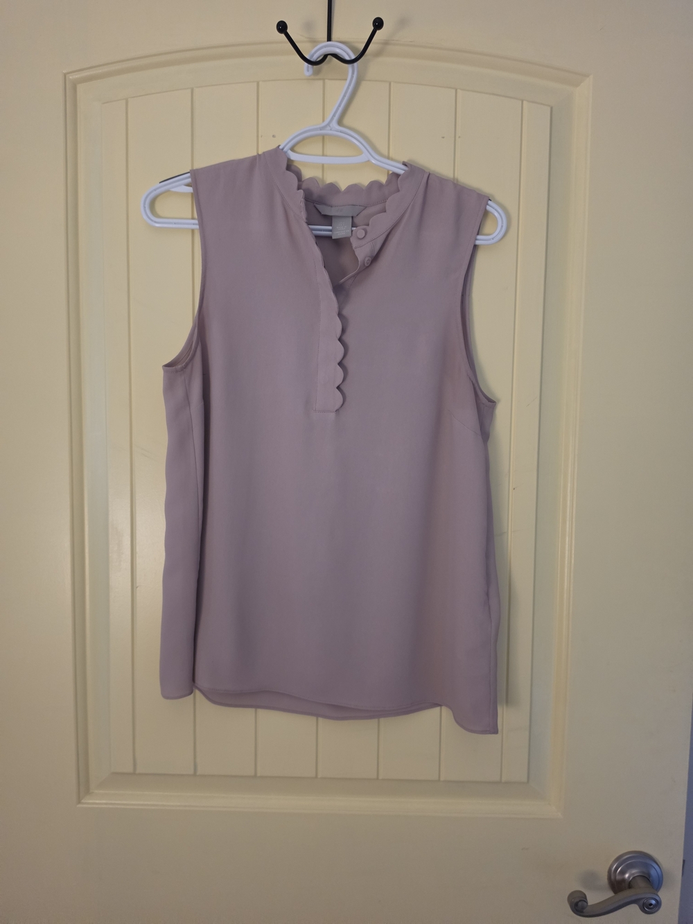 H&M Sleeveless Scallop-Edge Camisole - Lavender